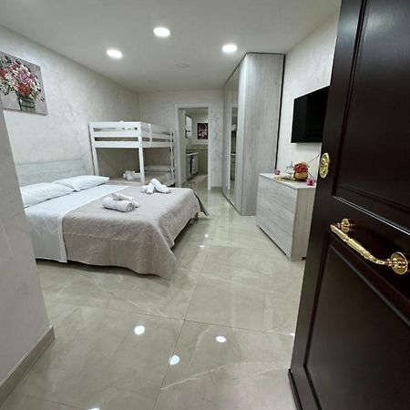 Chloehouse Διαμέρισμα Νάπολη Εξωτερικό φωτογραφία
